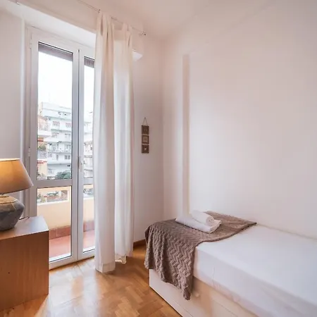 St. Peter Hill Buddyrent Apartman Róma